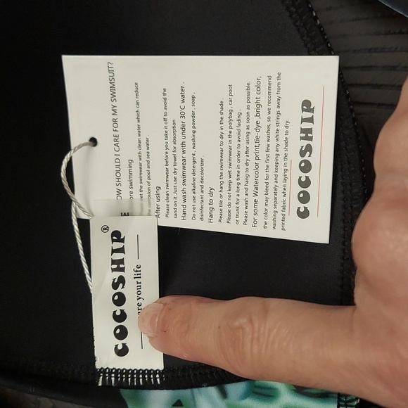 COCOSHIP Retro 50's Floral Halter Bikini Top - Picture 10 of 11